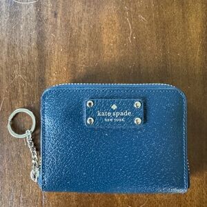 Kate Spade Mini Wallet Keychain – Navy, Card Slots & Coin Zipper